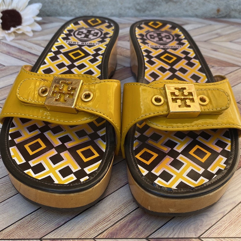 Tory Burch Yellow Summer Slides Sandals size 5.5/6 - Picture 9 of 10